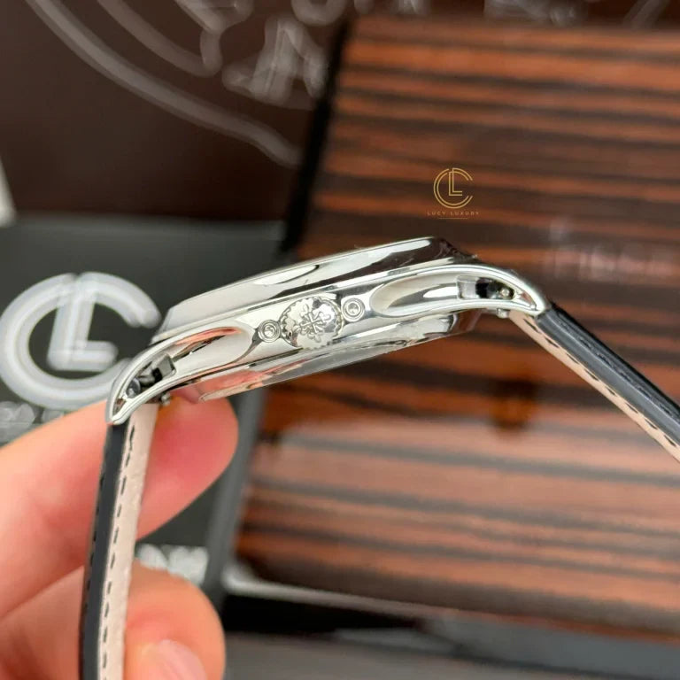 Patek Philippe Complications 5205G-010 40mm