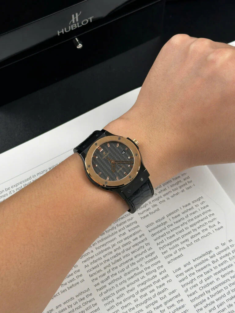 Hublot Classic Fusion Ceramic Carbon Dial King Gold JJZ 42mm Base